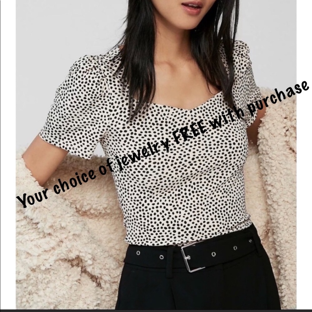 EUC Express Spotted Stretch Top sz. Medium